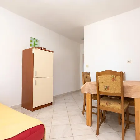 Julia Only Family Appartement Vodice