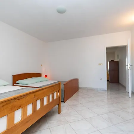 Appartement Julia Only Family